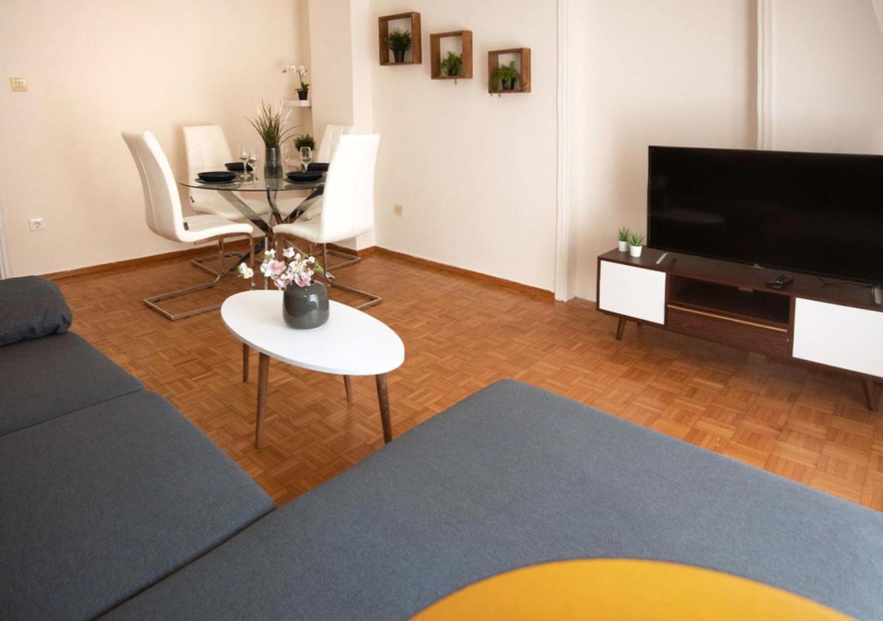 Apartment Houseloft Seasons Park